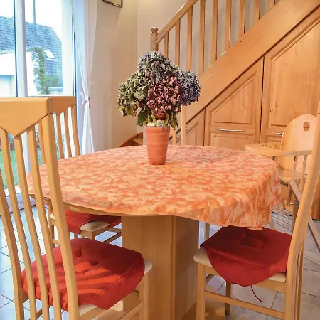 Two-bedroom Holiday In Prázdninový dům *